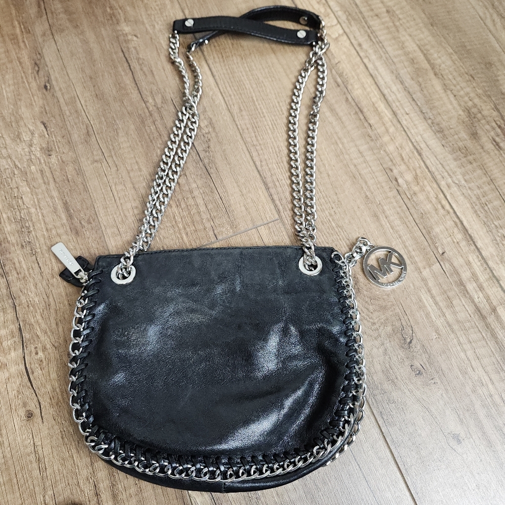 Michael Kors AQ-1211 Chelsea Black Leather Chain Messenger Crossbody HandBag - Picture 3 of 15